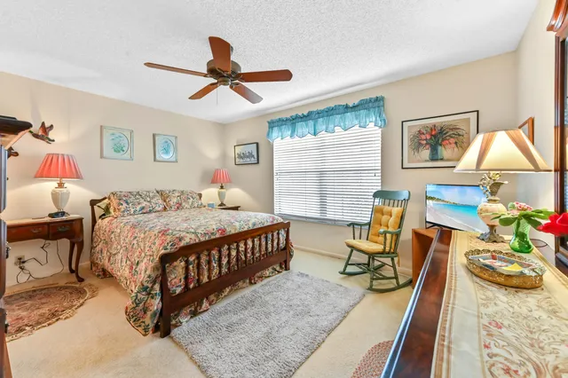 $225,000 | 3385 Jog Park Drive, Lake Worth, FL 33467