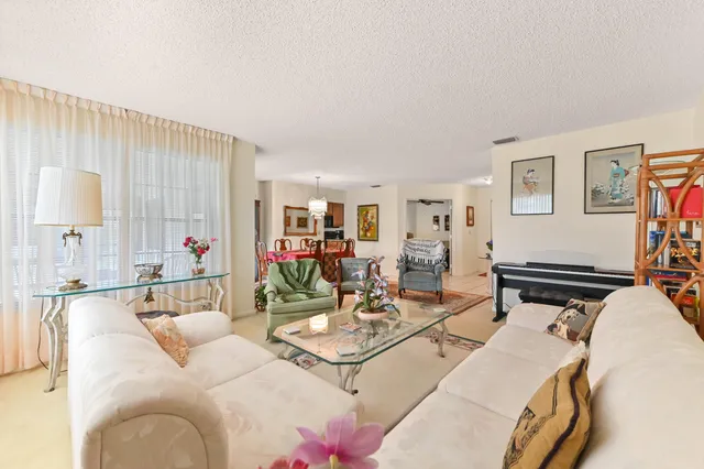 $225,000 | 3385 Jog Park Drive, Lake Worth, FL 33467