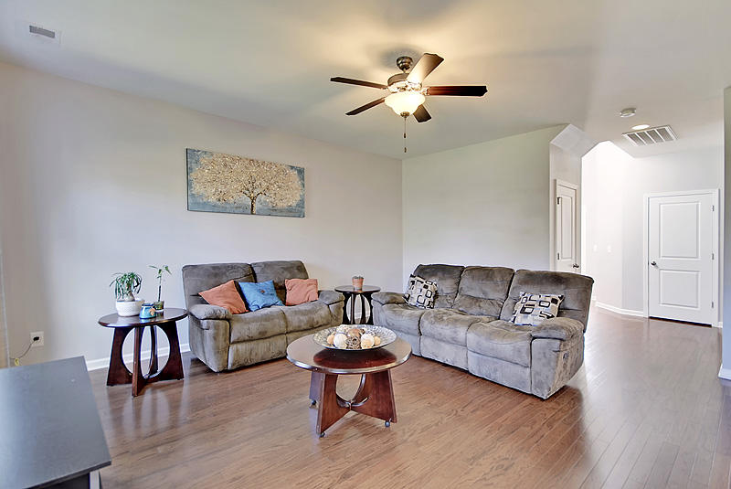 135 Radtko Road Summerville, SC 29486 - Photo 6 of 52 IMG_3577_IMG_3587-copy