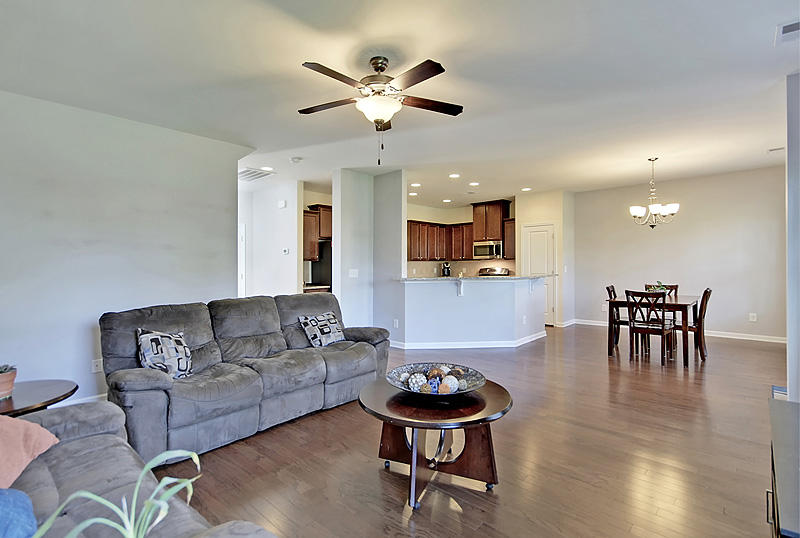 135 Radtko Road Summerville, SC 29486 - Photo 7 of 52 IMG_3563_IMG_3576-copy