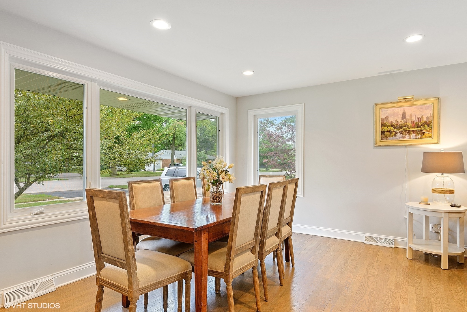 1058 Meadow Road Northbrook, IL 60062 - Photo 8 of 20