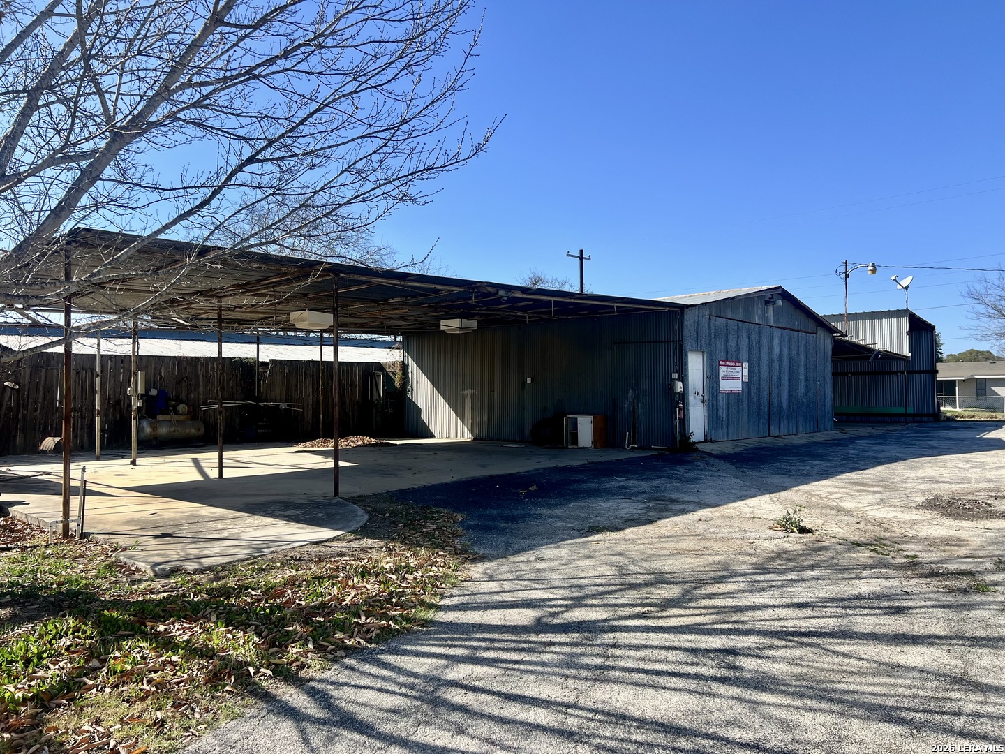 413 4th Street Poteet, TX 78065 - Photo 18 of 24