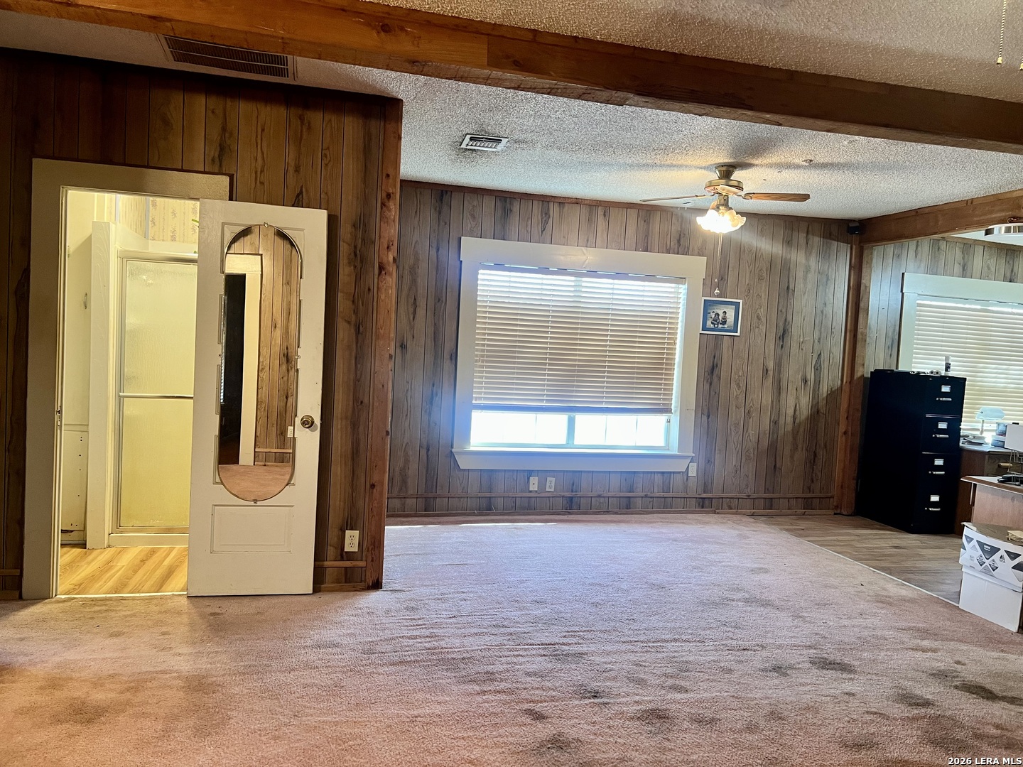 413 4th Street Poteet, TX 78065 - Photo 10 of 24