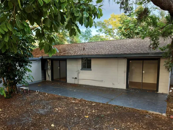 $485,000 | 2107 Chippawa Place, Sarasota, FL 34234