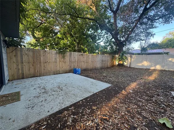 $485,000 | 2107 Chippawa Place, Sarasota, FL 34234