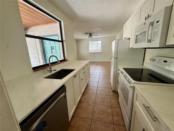 $485,000 | 2107 Chippawa Place, Sarasota, FL 34234