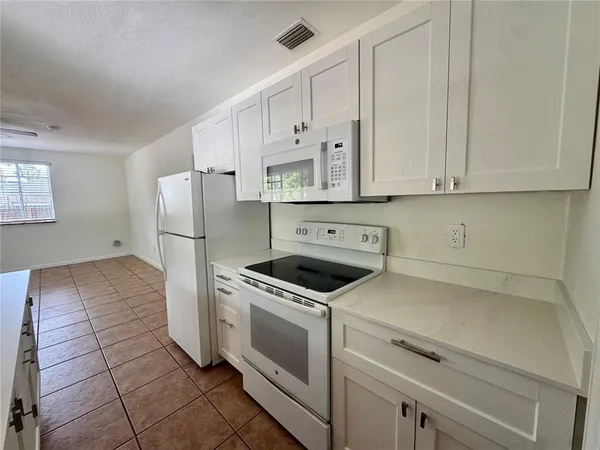 $485,000 | 2107 Chippawa Place, Sarasota, FL 34234