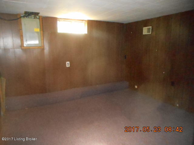 5308 Beth Road Louisville, KY 40219 - Photo 14 of 16 BETH RD (17)