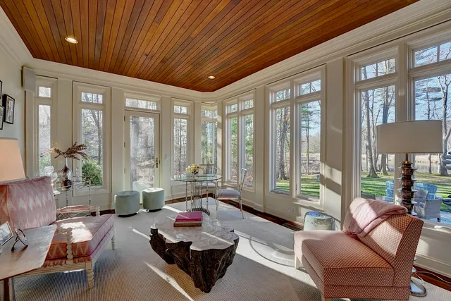 $2,995,000 | 10 Wingate Court, Stratham, NH 03885