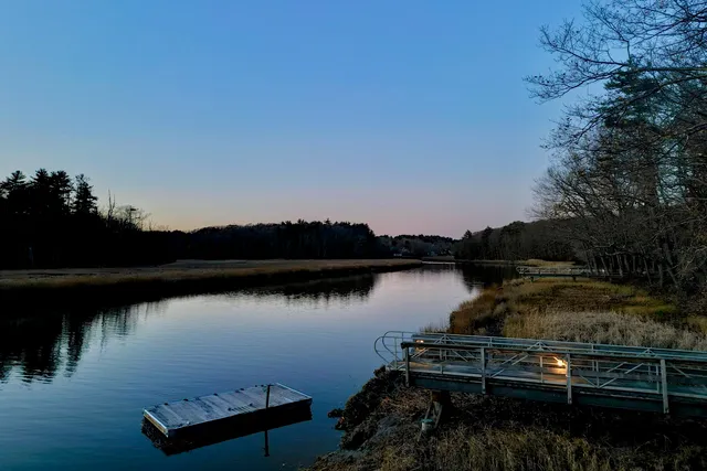 $2,995,000 | 10 Wingate Court, Stratham, NH 03885