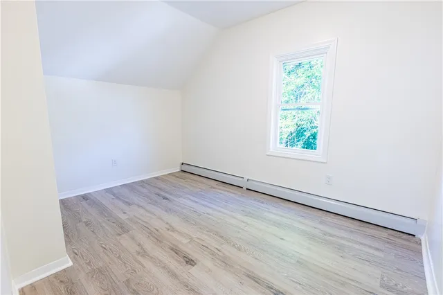 $389,999 | 90 Winthrop Avenue, Providence, RI 02908