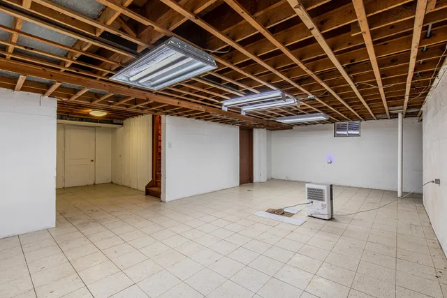 a view of room with garage