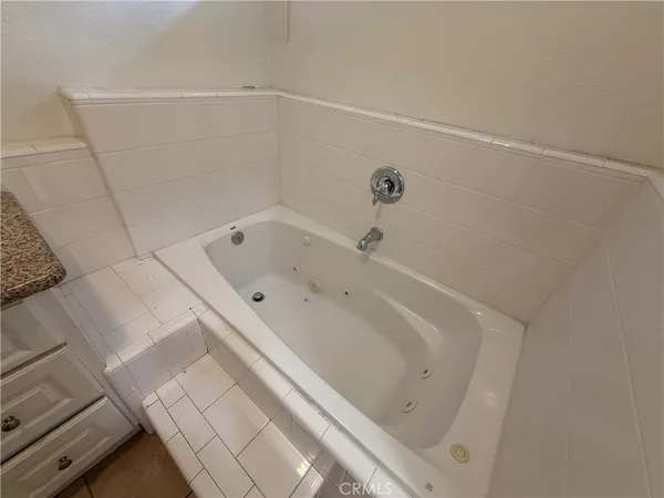 $824,950 | 6900 Garden Grove Avenue, Reseda, CA 91335