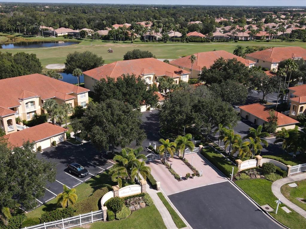 8406 Wethersfield Run, Unit 104 Lakewood Ranch, FL 34202 - Photo 2 of 48