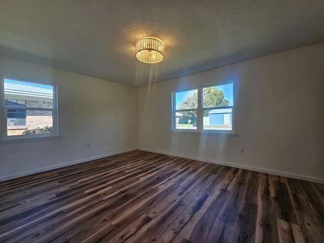 $2,700 | 600 Burgundy Lane, Fort Walton Beach, FL 32547