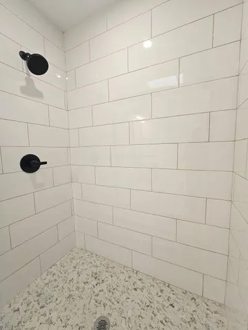 $2,700 | 600 Burgundy Lane, Fort Walton Beach, FL 32547