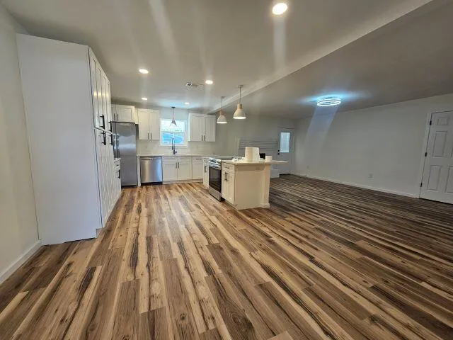 $2,700 | 600 Burgundy Lane, Fort Walton Beach, FL 32547