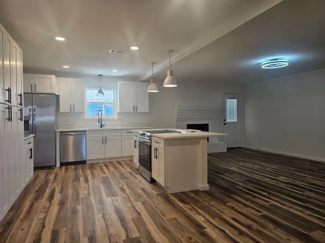 $2,700 | 600 Burgundy Lane, Fort Walton Beach, FL 32547