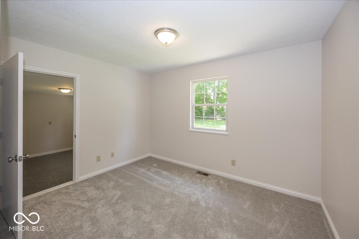 406 Mount Street Greenfield, IN 46140 - Photo 15 of 24