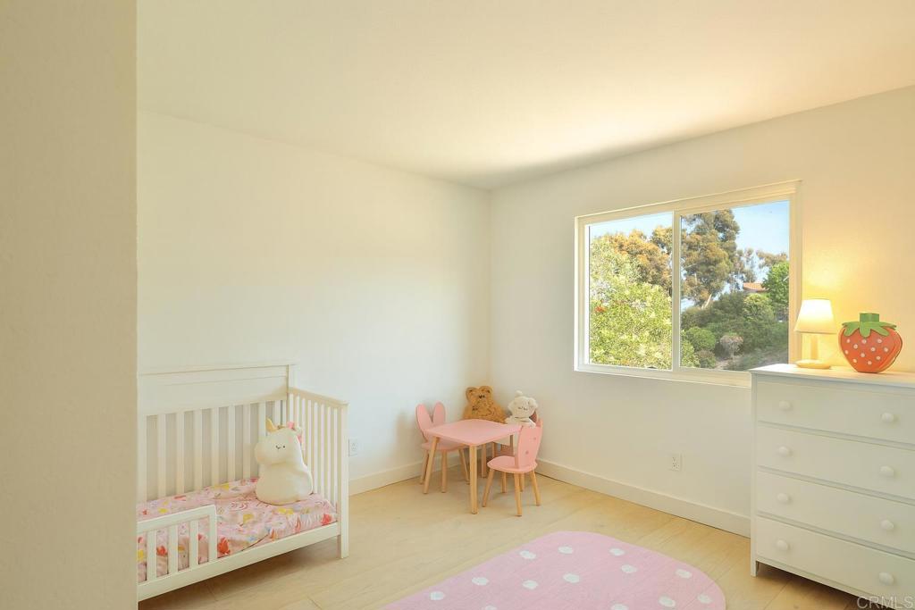 407 Via Ultimo Encinitas, CA 92024 - Photo 19 of 33