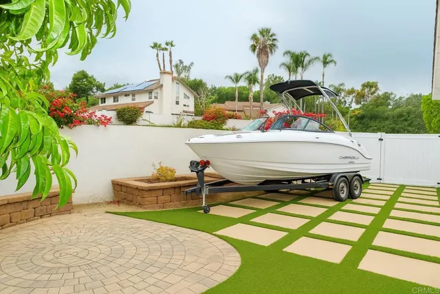 $1,999,999 | 407 Via Ultimo, Encinitas, CA 92024