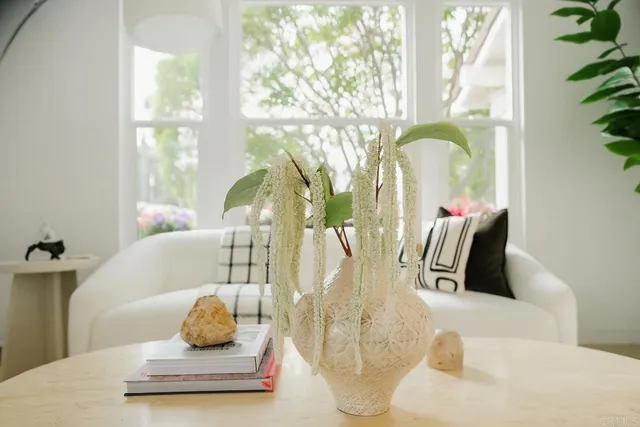 $1,999,999 | 407 Via Ultimo, Encinitas, CA 92024