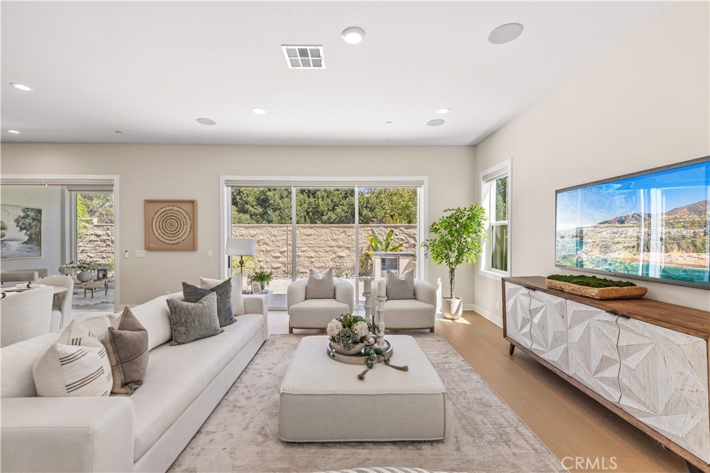 400 Riverbend Lake Forest, CA 92630 - Photo 14 of 52 Gallery Image 14