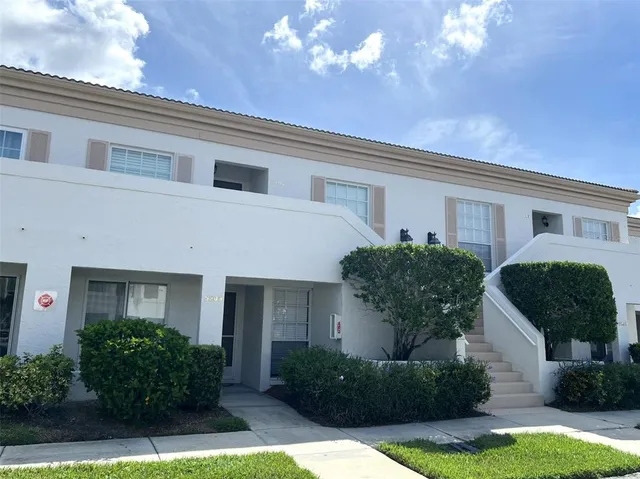 $4,400 | 5205 Wedgewood Lane, Unit 15, Sarasota, FL 34235