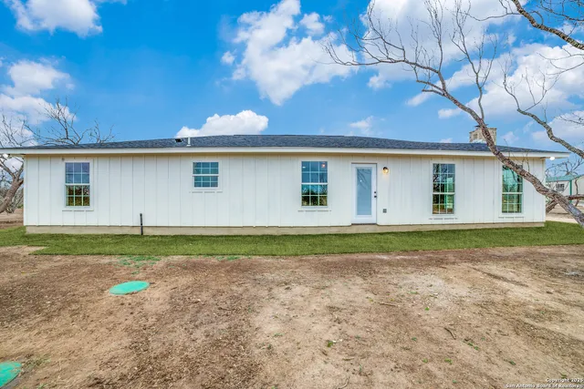 $650,000 | 441 Pr Riley, Charlotte, TX 78011