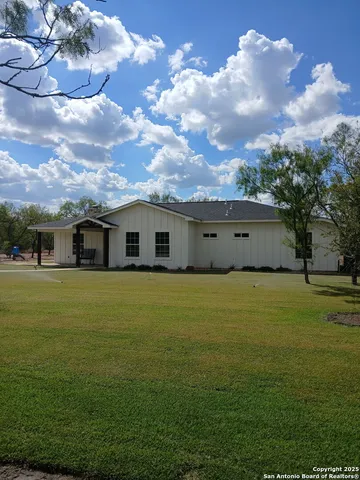 $650,000 | 441 Pr Riley, Charlotte, TX 78011