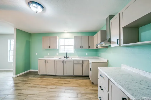 $650,000 | 441 Pr Riley, Charlotte, TX 78011