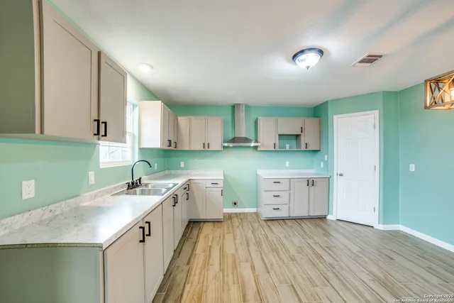 $650,000 | 441 Pr Riley, Charlotte, TX 78011