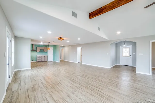 $650,000 | 441 Pr Riley, Charlotte, TX 78011