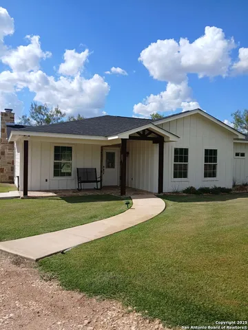$650,000 | 441 Pr Riley, Charlotte, TX 78011