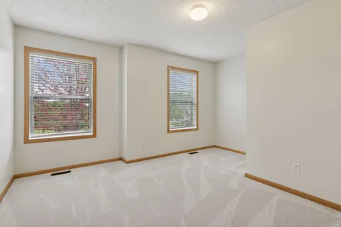 $320,000 | 2574 136th Street West, Unit 102, Rosemount, MN 55068