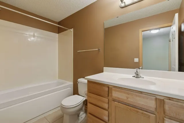 $320,000 | 2574 136th Street West, Unit 102, Rosemount, MN 55068