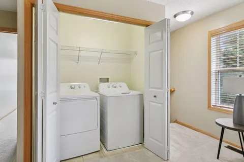 $320,000 | 2574 136th Street West, Unit 102, Rosemount, MN 55068