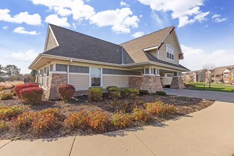 $320,000 | 2574 136th Street West, Unit 102, Rosemount, MN 55068