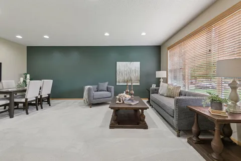 $320,000 | 2574 136th Street West, Unit 102, Rosemount, MN 55068