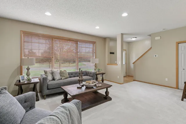 $320,000 | 2574 136th Street West, Unit 102, Rosemount, MN 55068