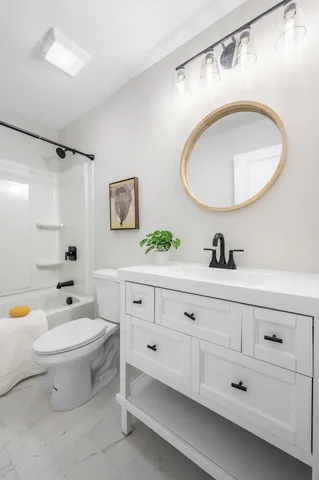 $1,800 | 2512 Bennett Yard Road, Unit C, North Charleston, SC 29405