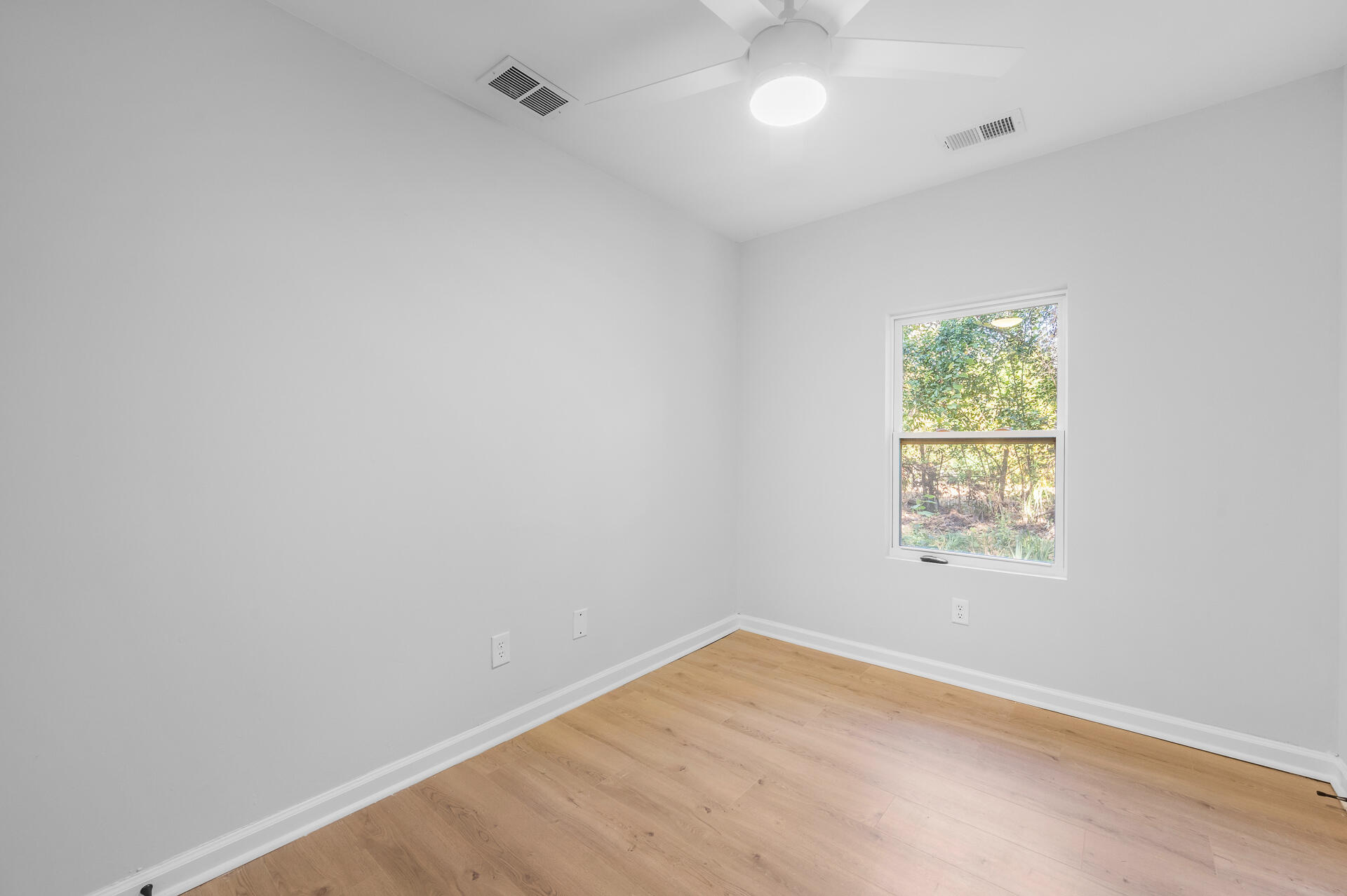 2512 Bennett Yard Road, Unit C North Charleston, SC 29405 - Photo 9 of 12 2512BennettYard-27