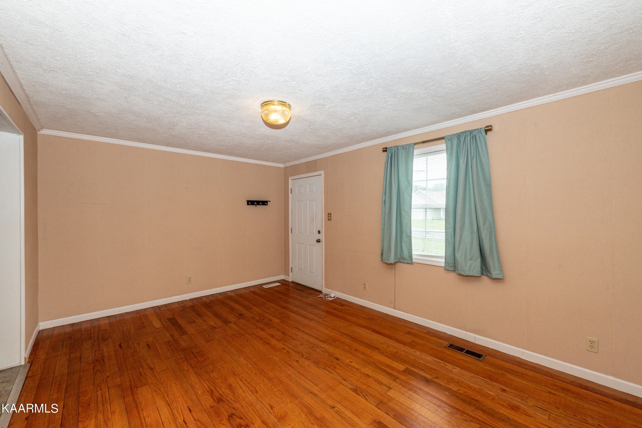 4909 Inskip Road Knoxville, TN 37912 - Photo 4 of 28 Gallery Image 4