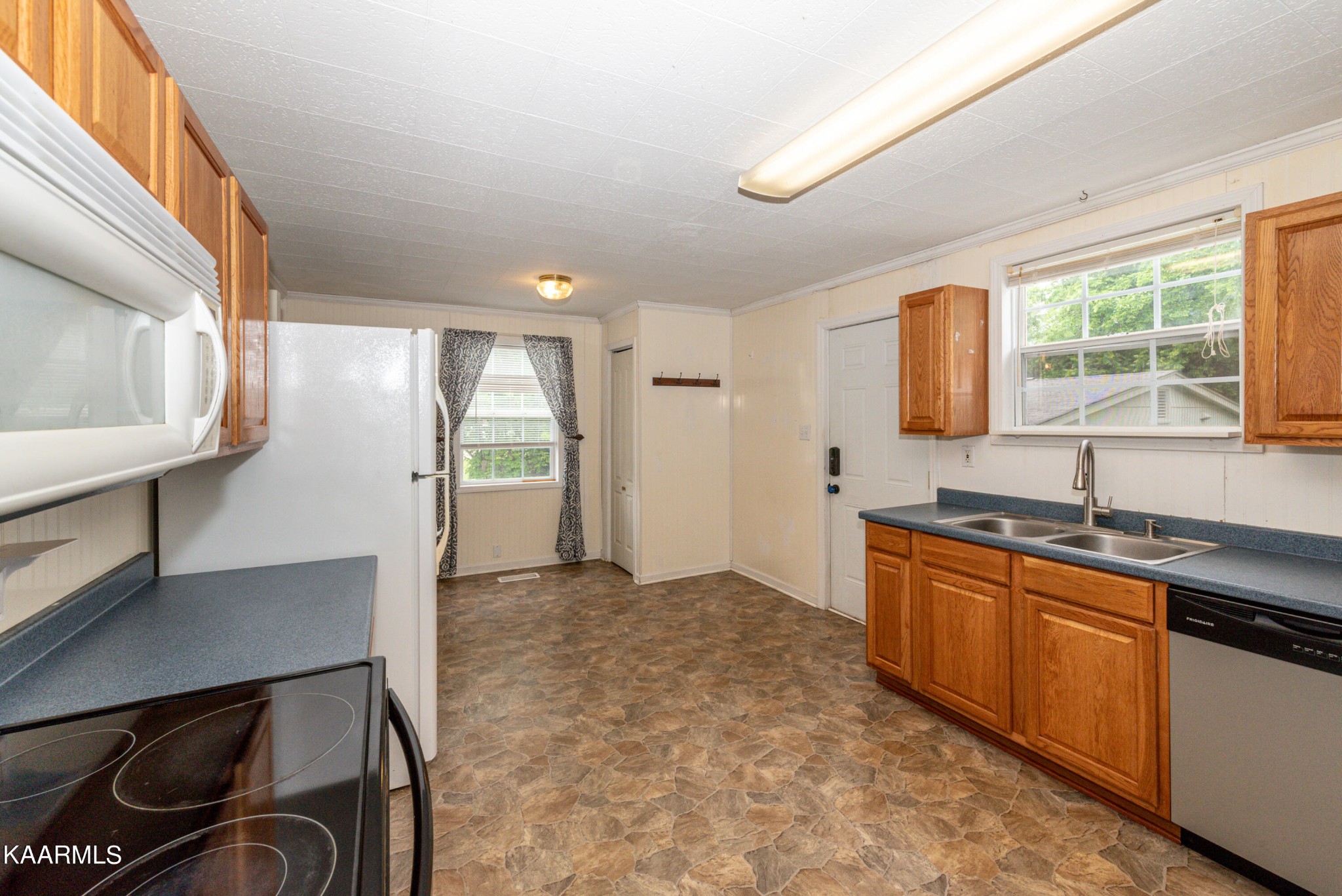 4909 Inskip Road Knoxville, TN 37912 - Photo 5 of 28 Gallery Image 5