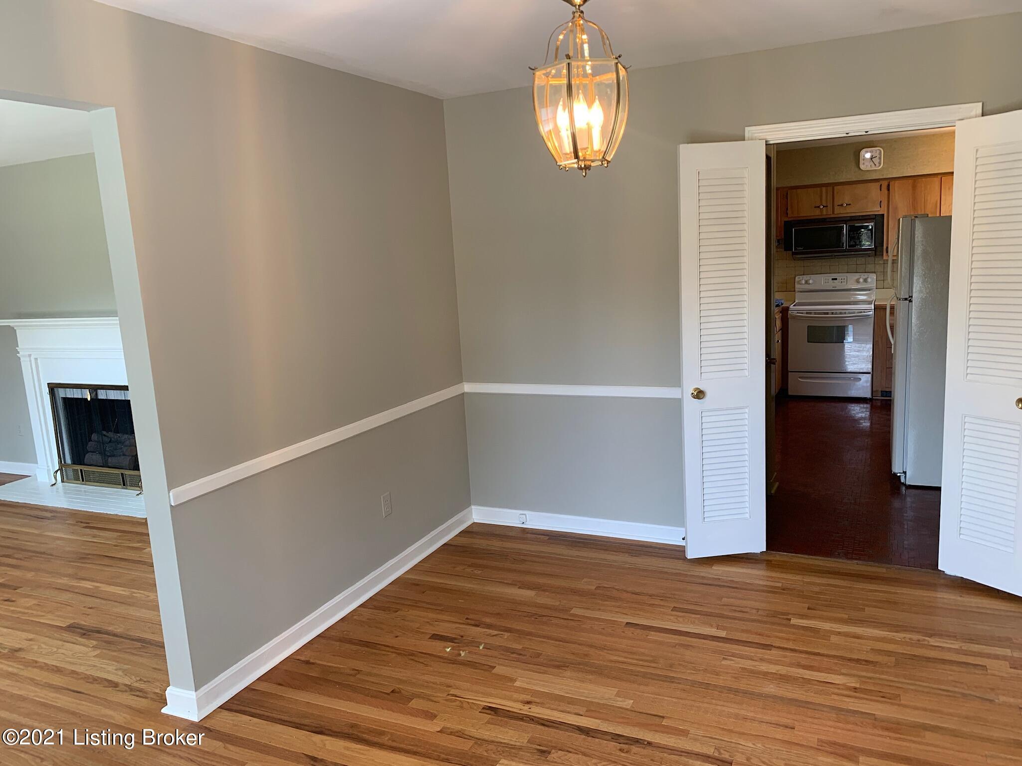 8603 Whipps Bend Road Louisville, KY 40222 - Photo 13 of 53 Dining Room