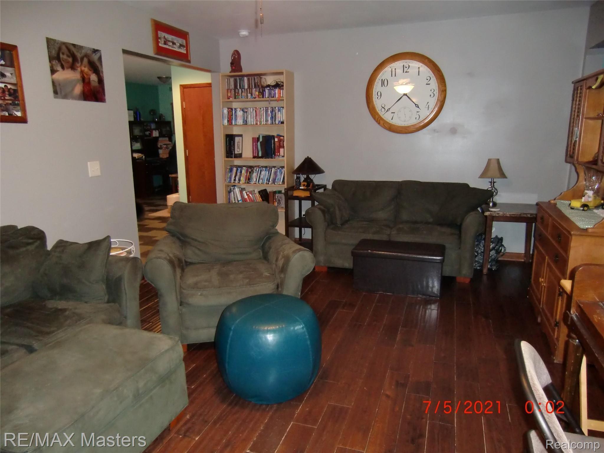 2795 Carleton West Road Carleton, MI 48117 - Photo 12 of 32 CIMG4494.JPG