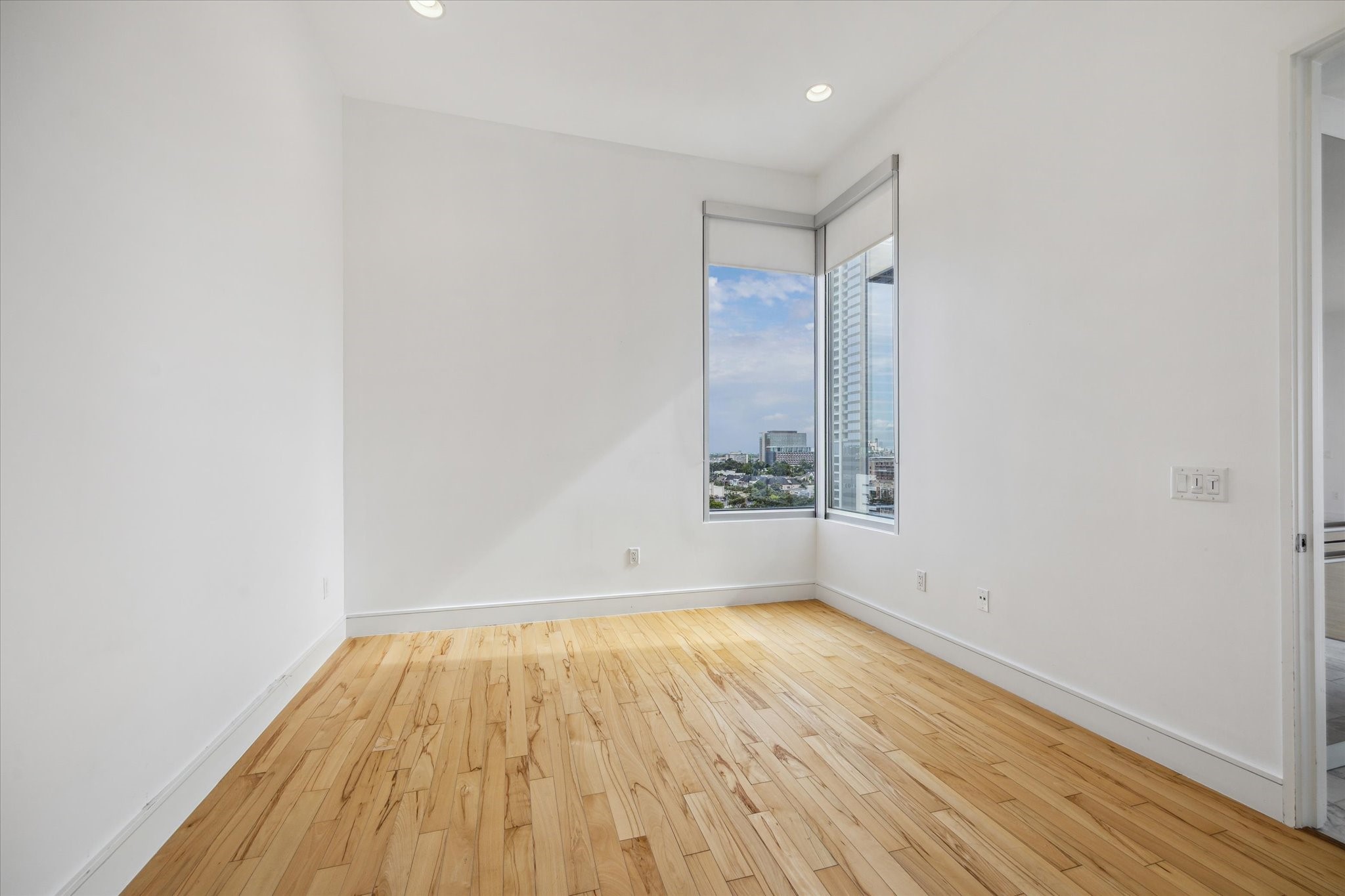 2727 Kirby Drive, Unit 9B Houston, TX 77098 - Photo 11 of 16