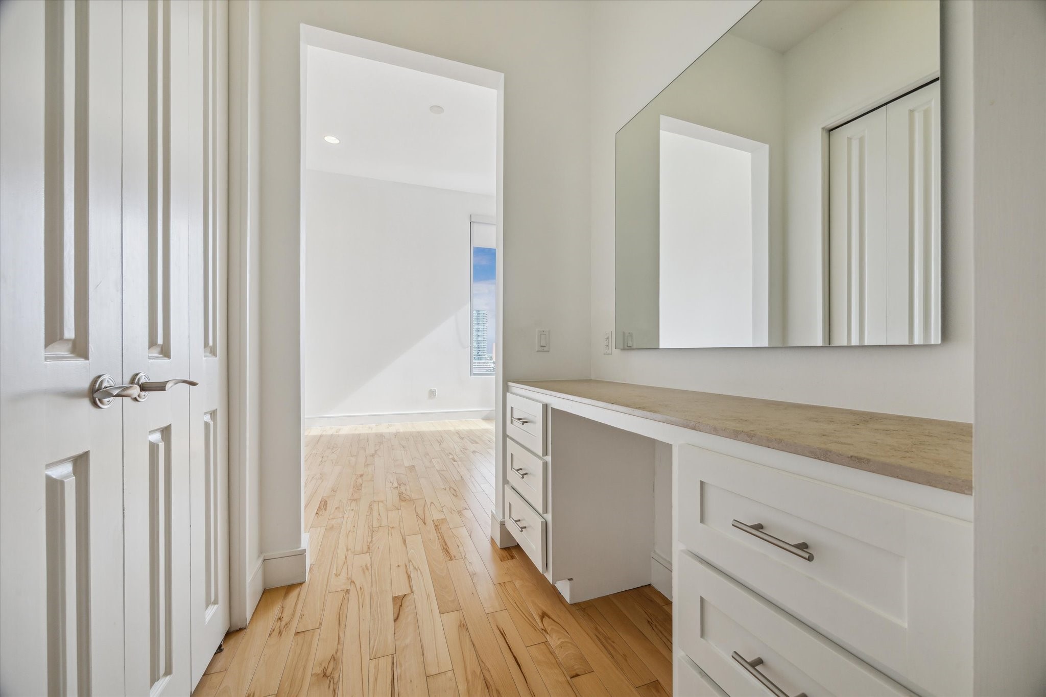 2727 Kirby Drive, Unit 9B Houston, TX 77098 - Photo 10 of 16