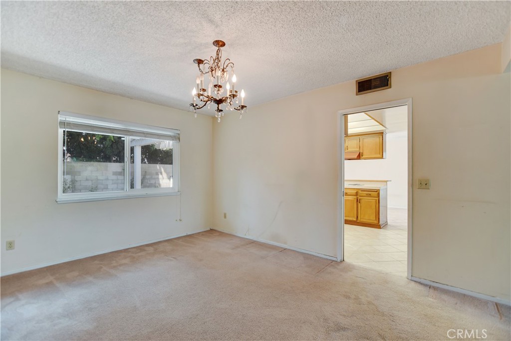 687 Locust Street Corona, CA 92879 - Photo 11 of 45