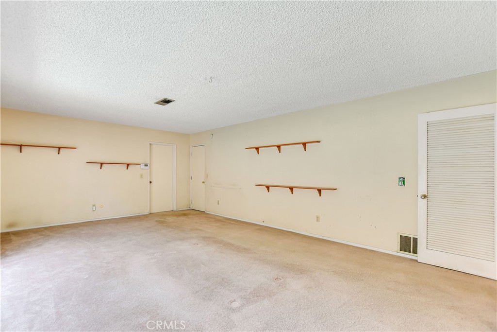 687 Locust Street Corona, CA 92879 - Photo 23 of 45